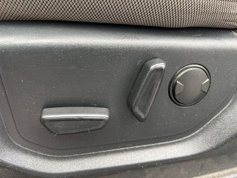 Used 2019 Ford F150 XLT w/ Equipment Group 302A Luxury image 31