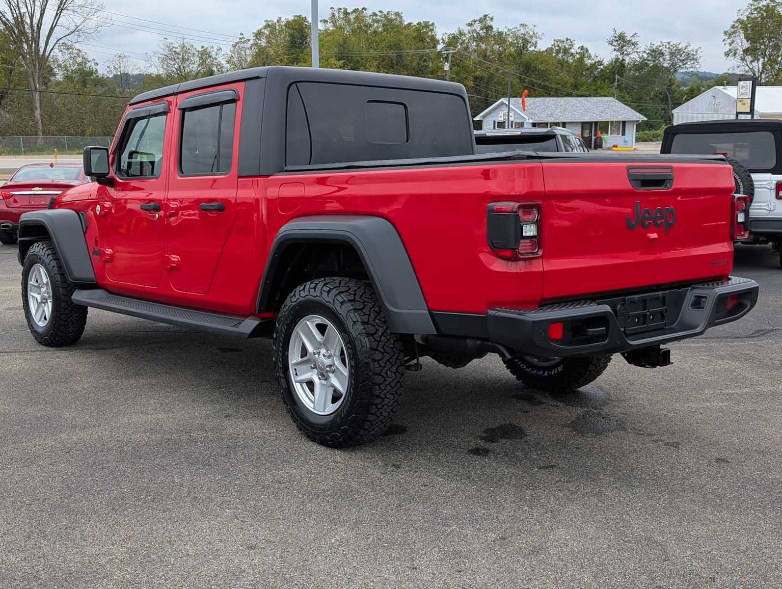 Used 2020 Jeep Gladiator Sport w/ Quick Order Package 24S AWD/4WD image 10