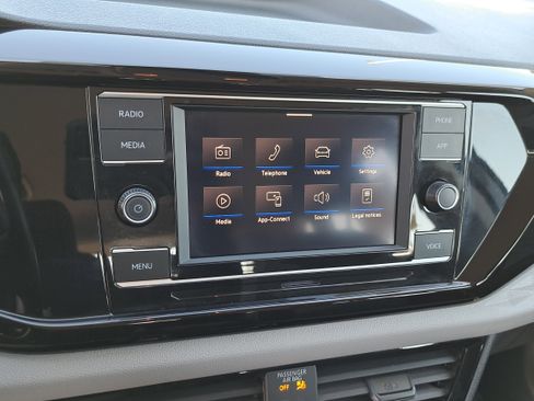 Certified 2024 Volkswagen Taos S image 21