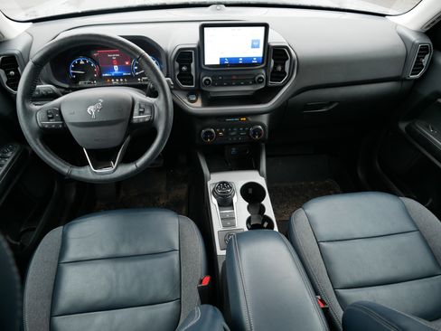 Used 2022 Ford Bronco Sport Outer Banks w/ Tech Package image 16