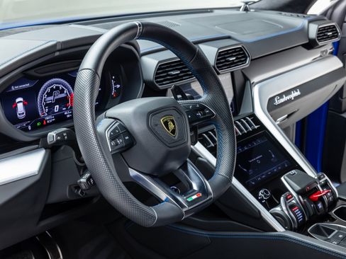 Used 2019 Lamborghini Urus image 90