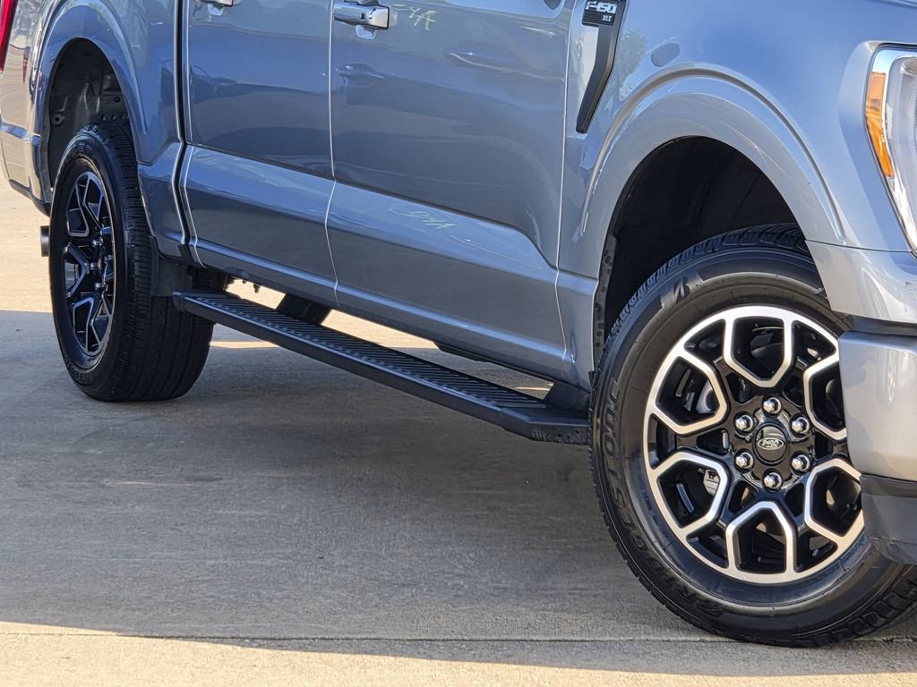 Used 2023 Ford F150 XLT w/ Equipment Group 302A High RWD image 11