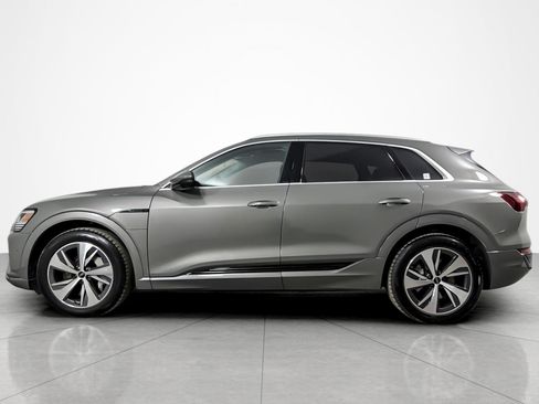 Used 2024 Audi Q8 e-tron Prestige w/ Prestige Package AWD/4WD image 2