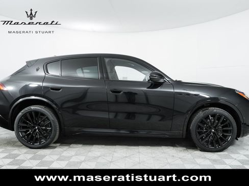New 2025 Maserati Grecale Modena AWD/4WD image 8