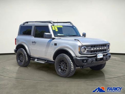 Used 2023 Ford Bronco Black Diamond AWD/4WD image 10
