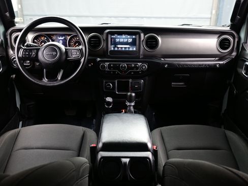 Used 2023 Jeep Wrangler Willys image 16