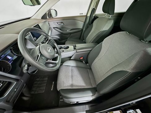Used 2022 Nissan Rogue SV image 13