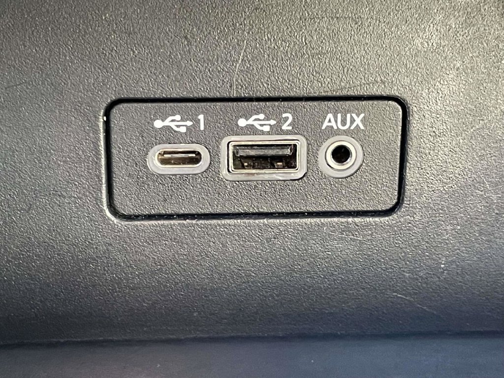 Used 2025 Nissan Altima 2.5 SV AWD/4WD image 33