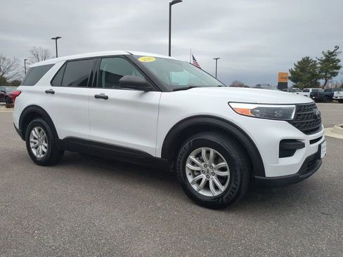 Used 2020 Ford Explorer 4WD w/ Class III Trailer Tow Package image 2
