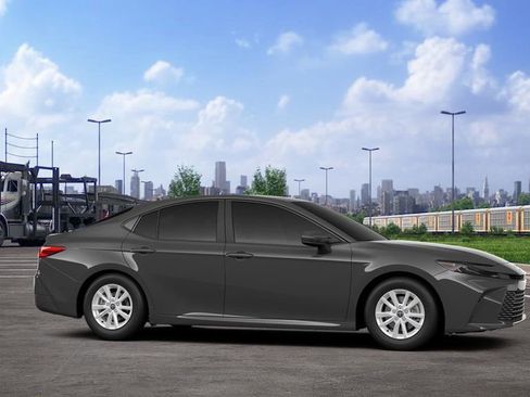 New 2026 Toyota Camry LE AWD/4WD image 13
