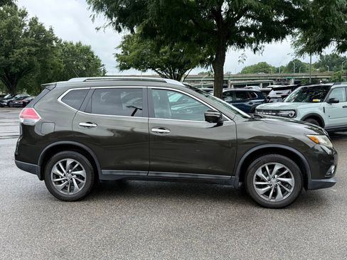 Used 2015 Nissan Rogue SL w/ SL Premium Package AWD/4WD image 7