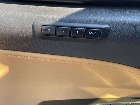 Used 2025 Lexus NX 250 FWD w/ Towing Package (2000 Lbs) image 26