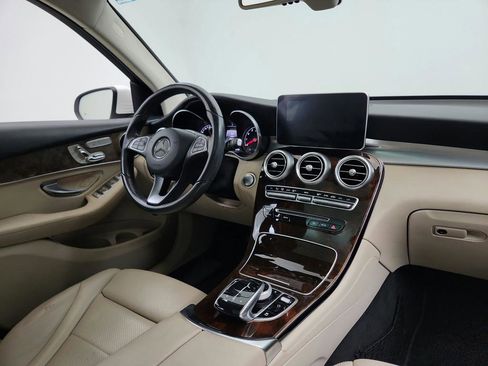 Used 2018 Mercedes-Benz GLC 300 image 27