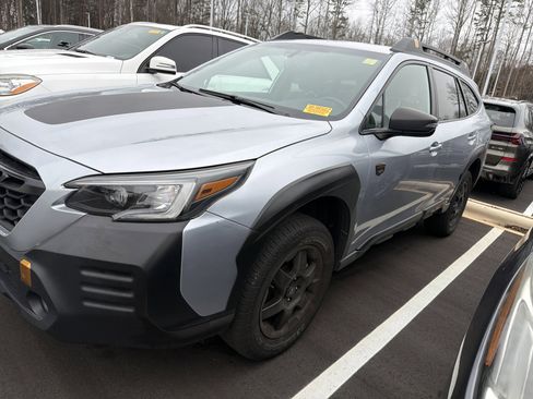 Used 2022 Subaru Outback Wilderness image 5