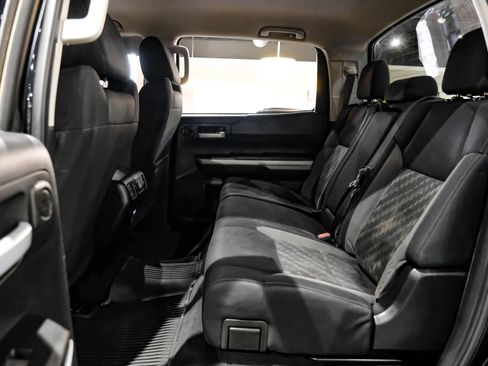 Used 2019 Toyota Tundra SR5 w/ SR5 Upgrade Package AWD/4WD image 48
