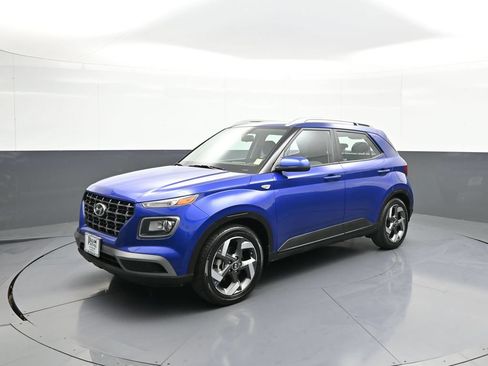 Certified 2023 Hyundai Venue SEL w/ Cargo Package FWD image 1