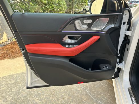 Certified 2025 Mercedes-Benz GLE 53 AMG 4MATIC Coupe image 18