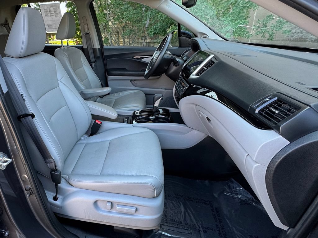 Used 2018 Honda Ridgeline RTL-E image 37