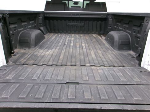 Certified 2023 GMC Sierra 1500 AT4 w/ Technology Package image 11