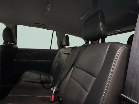 Certified 2021 Honda Pilot Special Edition image 18