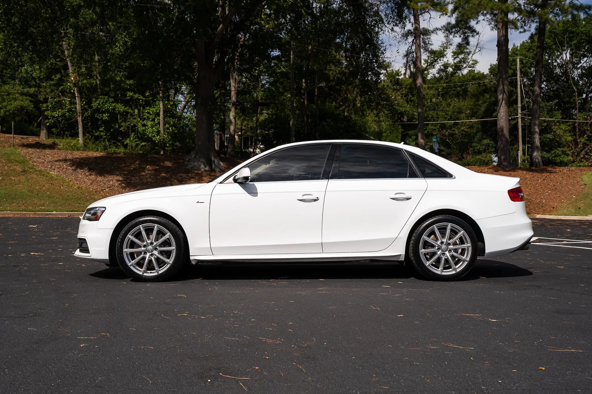 Used 2016 Audi A4 2.0T Premium Plus w/ Premium Plus Package AWD/4WD image 4