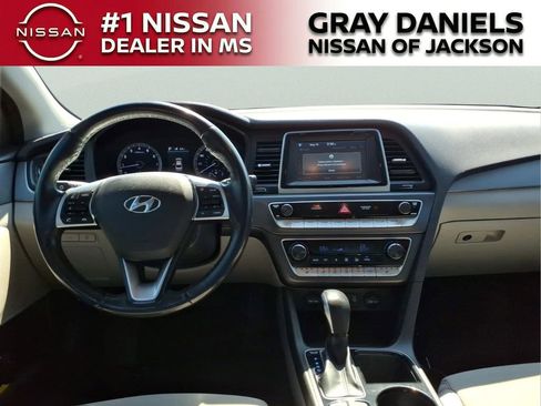 Used 2019 Hyundai Sonata SEL FWD image 8