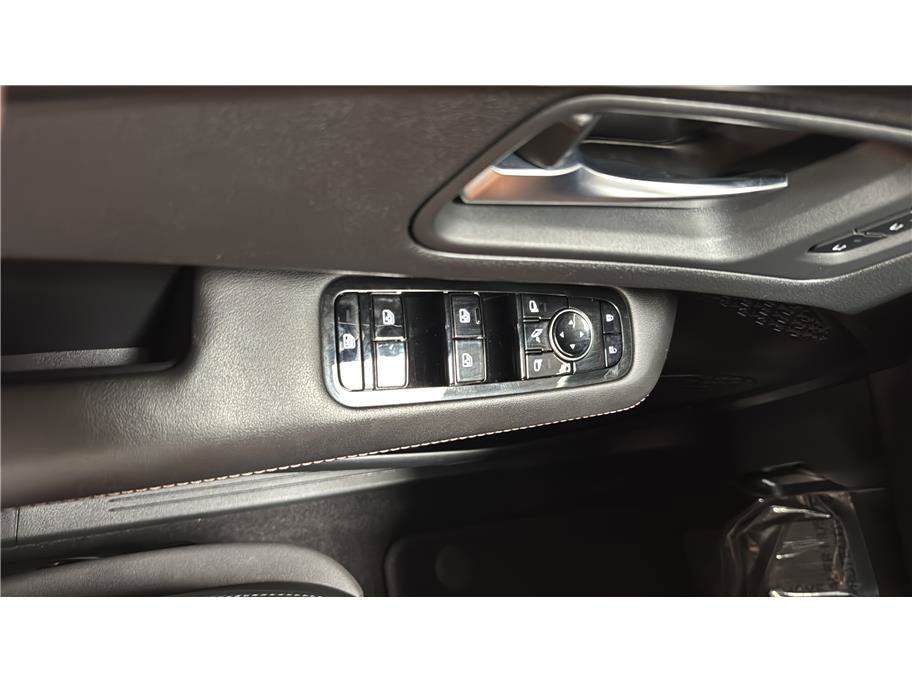 Used 2024 Nissan Ariya FWD image 38