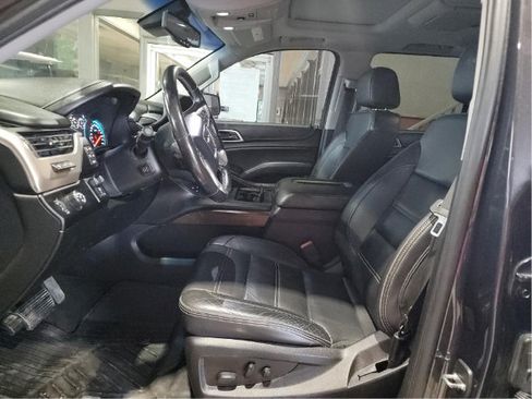 Used 2018 GMC Yukon XL Denali w/ Open Road Package RWD image 4