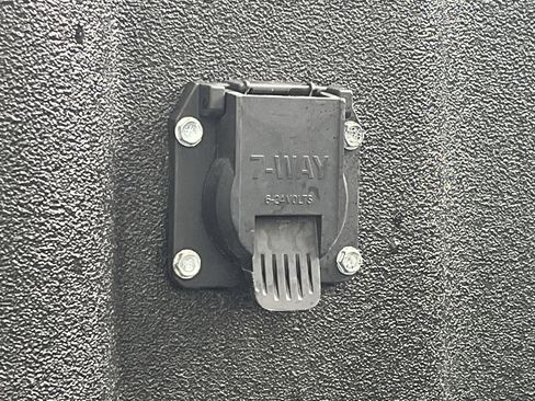 Used 2016 Chevrolet Silverado 2500 High Country w/ Duramax Plus Package image 33