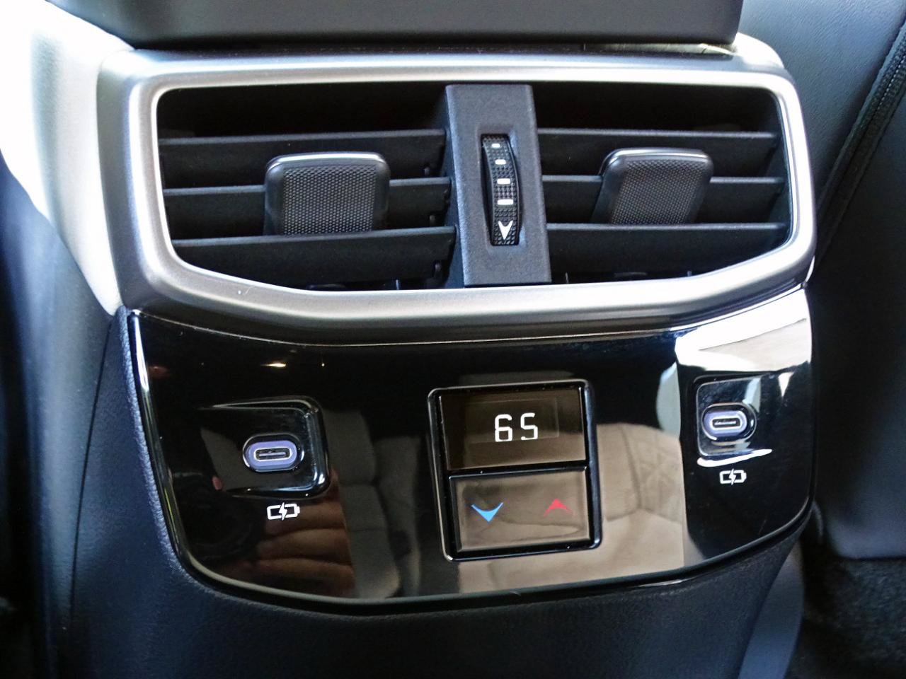 Used 2024 Lexus RX 350 Premium w/ Accessory Package (Z1) FWD image 40