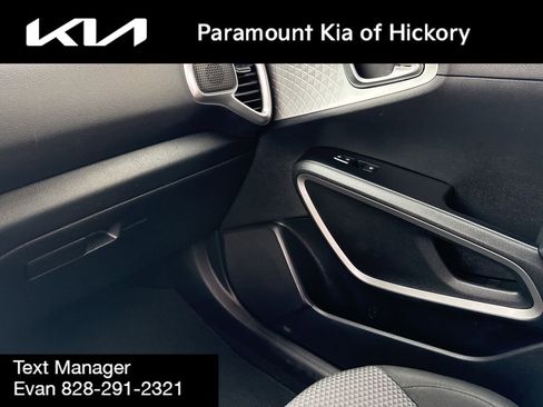 Used 2021 Kia Soul LX image 23