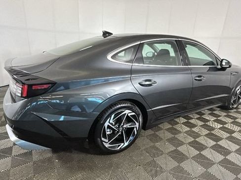 Used 2026 Hyundai Sonata SEL FWD image 2