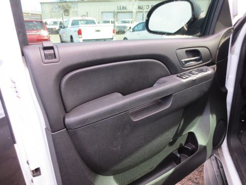 Used 2012 Chevrolet Tahoe Police 4x2 4dr SUV image 11