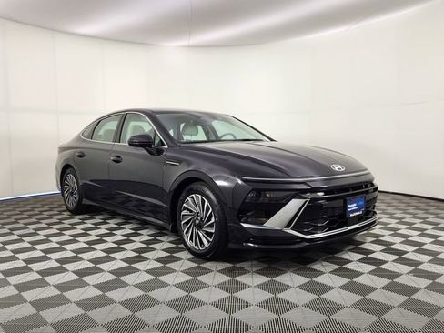 Certified 2025 Hyundai Sonata SEL FWD image 6