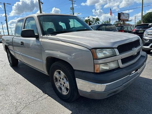 Used 2007 Chevrolet Silverado 1500 W/T RWD image 4