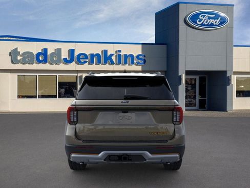 New 2026 Ford Explorer Tremor image 5