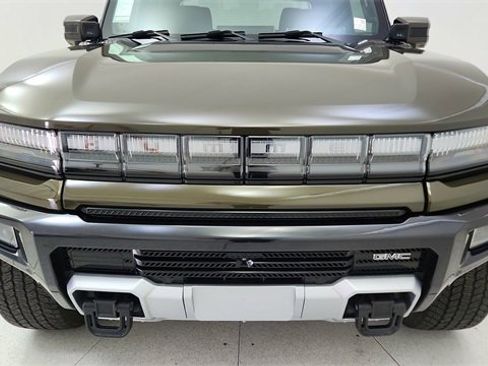 Used 2024 GMC Hummer EV 3X w/ LPO, Illumination Package image 8