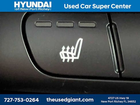 Used 2020 MINI Cooper 2-Door Hardtop FWD image 22