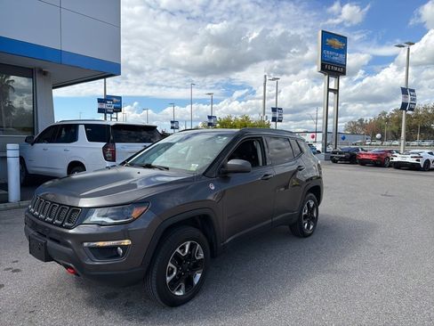 Used 2018 Jeep Compass Trailhawk w/ Leather Interior Group image 17