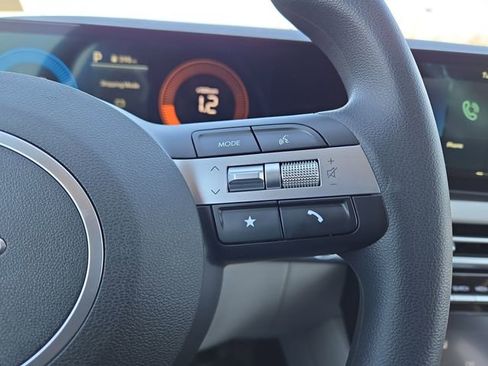 New 2026 Hyundai Tucson SEL image 18