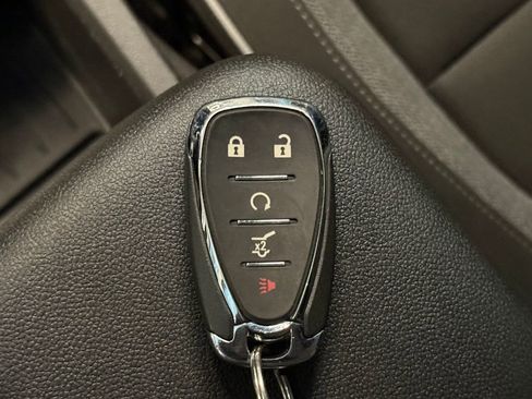 Used 2025 Chevrolet TrailBlazer LT w/ Convenience Package AWD/4WD image 17