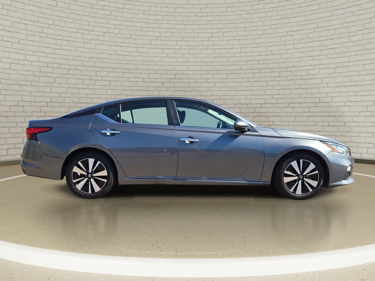 Certified 2022 Nissan Altima 2.5 SV FWD image 5