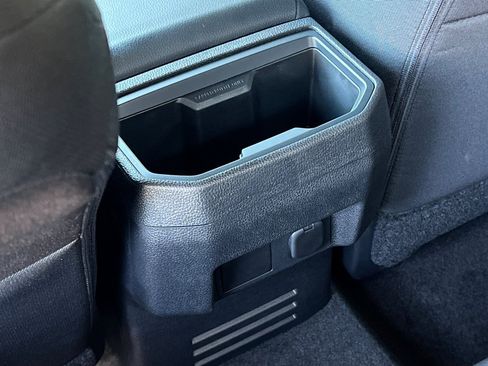 Used 2025 Toyota Tacoma SR5 image 15