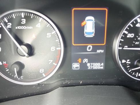 Used 2023 Subaru Outback Premium AWD/4WD image 4