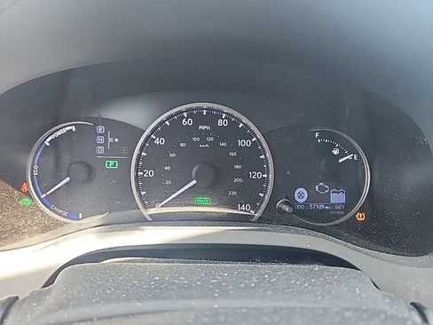 Used 2017 Lexus CT 200h w/ Navigation System Package FWD image 13
