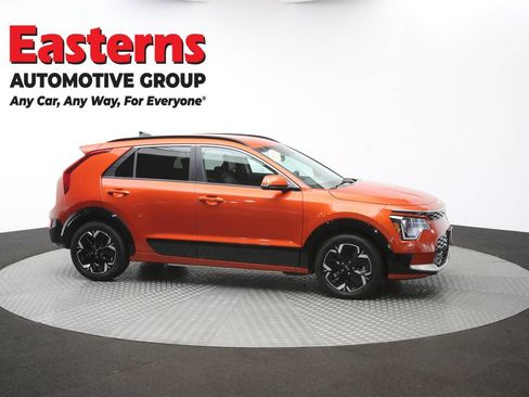 Used 2023 Kia Niro Wind w/ Wind Preserve Package FWD image 46