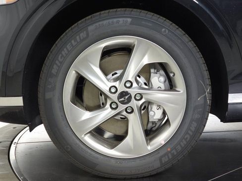 Used 2026 Genesis GV70 2.5T Select AWD/4WD image 8