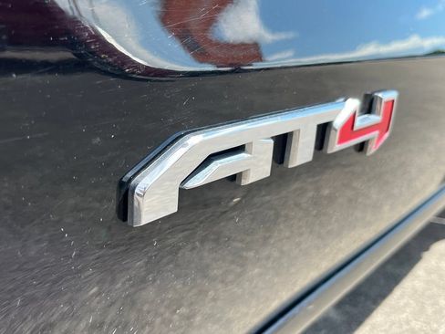 Used 2020 GMC Sierra 1500 AT4 w/ AT4 Premium Package AWD/4WD image 6