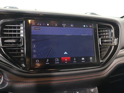 Used 2023 Dodge Durango GT RWD image 7