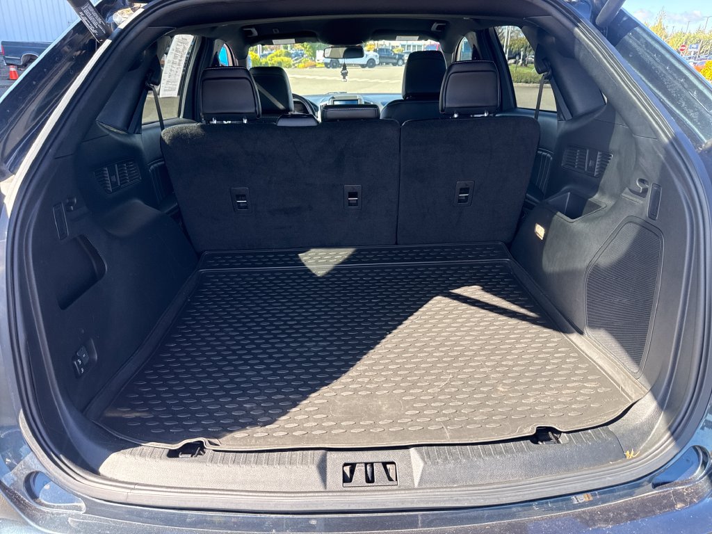 Used 2022 Ford Edge ST AWD/4WD image 32